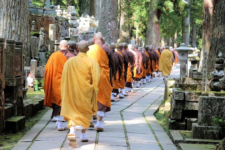 Mt Koya Full Day Tour from Osaka with Licensed Guide and Vehicle - Image 2
