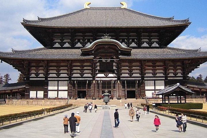 NARA Custom Tour with Private Car and Driver (Max 9 Pax) - Image 2