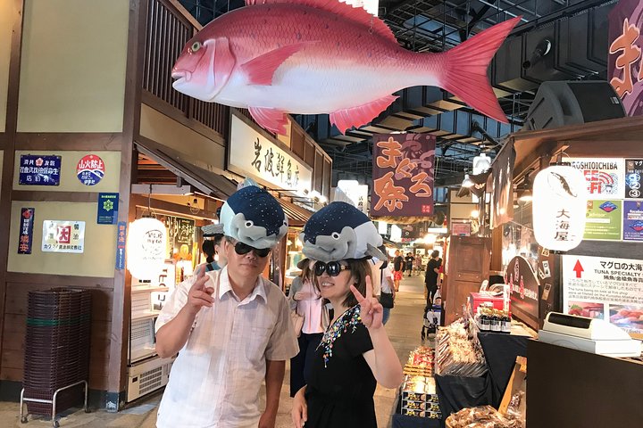 Private & Custom WAKAYAMA (Shirahama) Day Tour by Minivan Toyota HIACE 2019 - Image 2