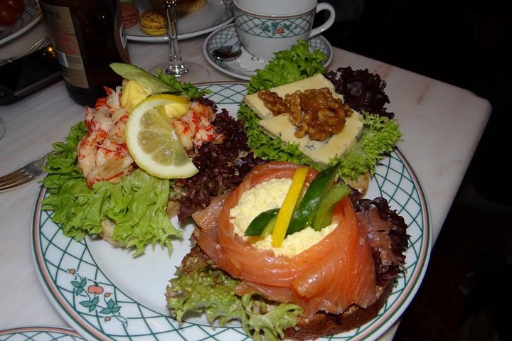 A Well Balanced History and Food Tour with Focus on the Scandinavian Kitchen - Image 1