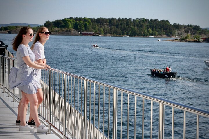 Electric Cruise in Oslofjord with audioguiding - Image 5
