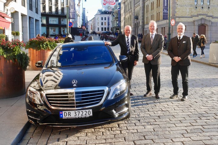 Private 5-hrs Oslo Exclusive Driverguide Luxury Limo/Van-Tour incl Museums - Image 3