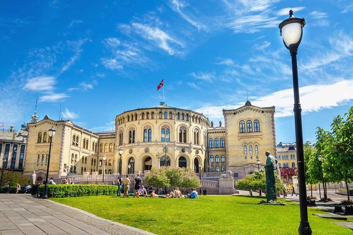 Private Shore Excursion: All-Highlights of Oslo - Image 4