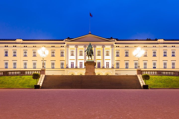 The Essential Oslo Private Walking Tour - Image 2