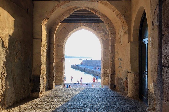 Monreale, Bagheria (Villa Palagonia) and Cefalù from Palermo, Private Tour - Image 2