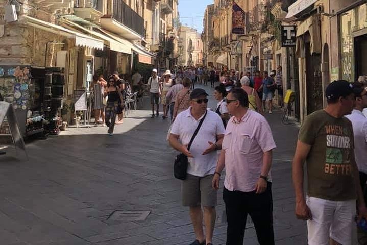 Tour Etna & Taormina - Image 5