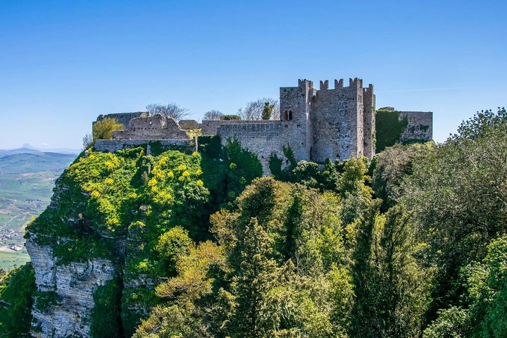 Tour from Palermo to Segesta, Erice, Trapani and salt pans - Image 5