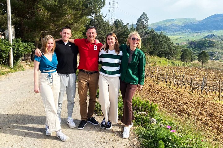 Wine Tasting for Small Groups in the Palermo Countryside - Image 4