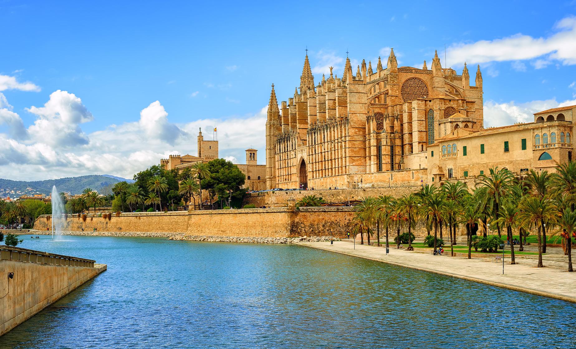 Private Discover Palma on Foot - Image 1