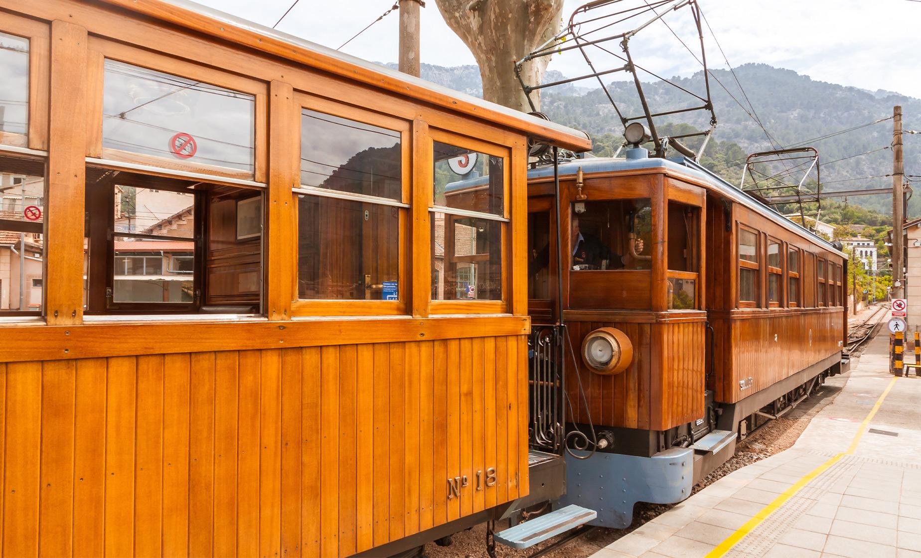 Soller Vintage Train - Image 1