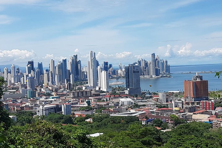 Ancon Hill / Mi-Pueblito Village - Image 2