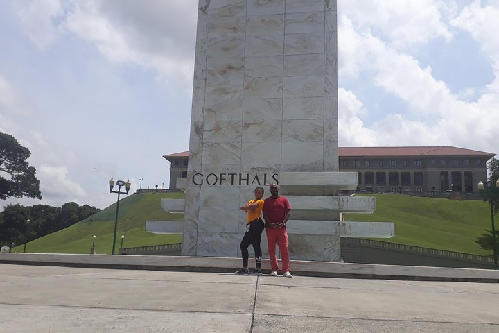 Casco Antiguo walking tour and the Panama canal - Image 3