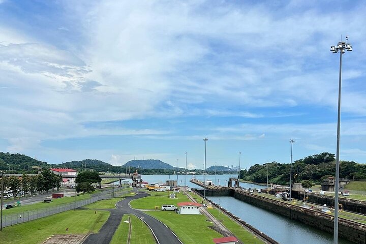 City Gems & Canal Glance: 6-Hour Panama Tour - Image 3