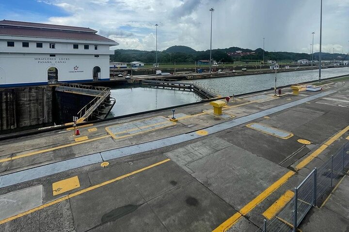 City Gems & Canal Glance: 6-Hour Panama Tour - Image 4
