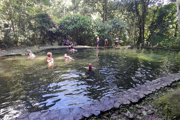 El Valle de Anton - Hiking and Swimming - Image 3