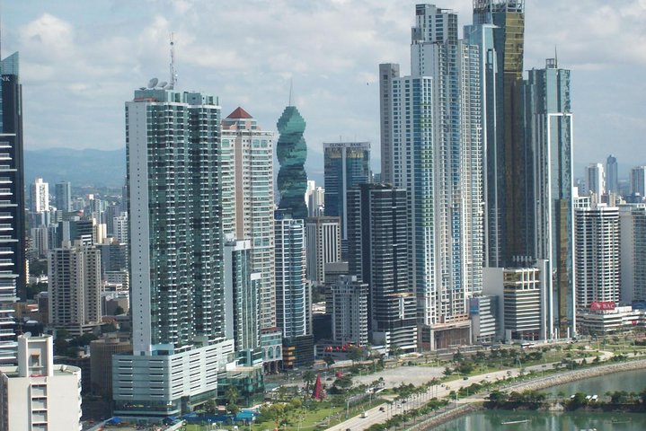 Fuerte Amador Shore Excursion: Private Full-Day Tour of Panama City and Canal - Image 2