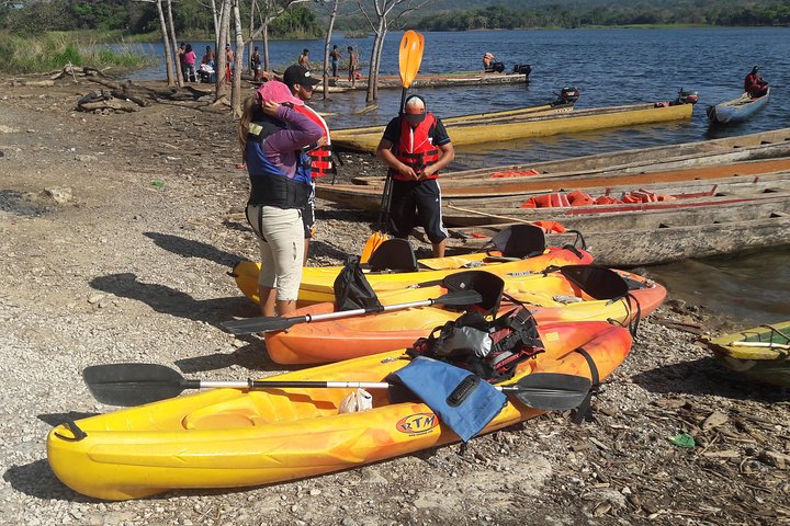 Kayak and Embera Village in Chagres Park - Image 2