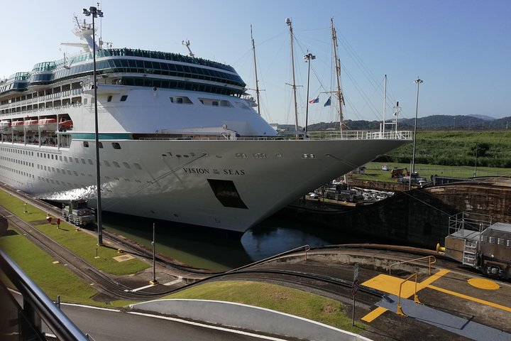 Panama Canal and City Tour - Image 1