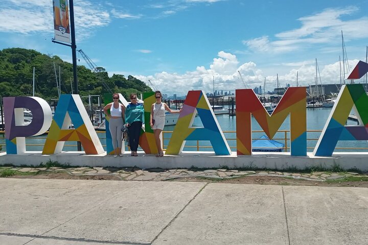 Panama City Tour and Panama Canal (Miraflores Locks) - Image 3