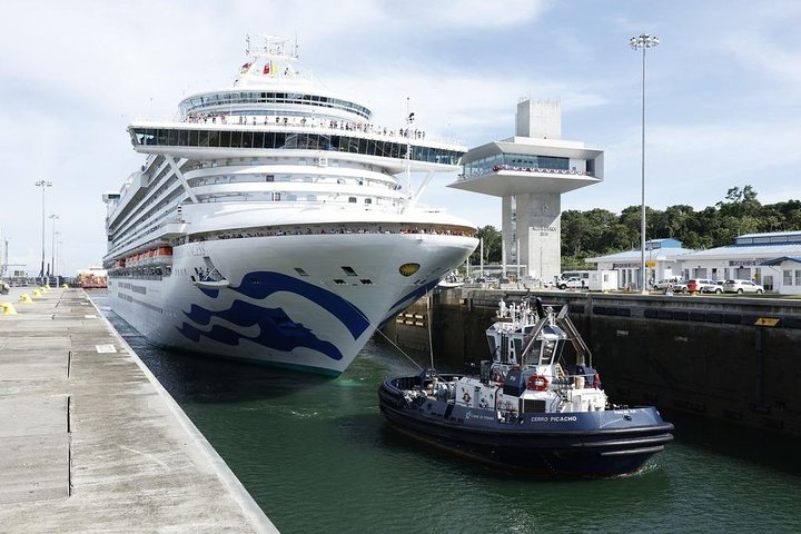Panama Stopover Tour - "Two Destinations, One Fare" - Image 3