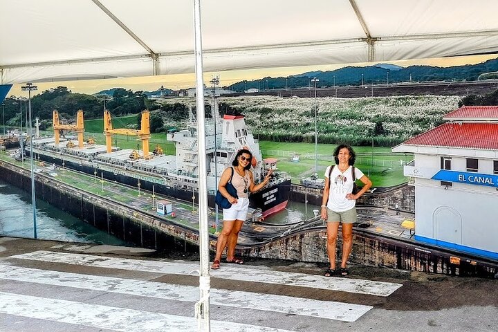 Private and Personalized Half Day Panama Canal and City Tour - Image 1
