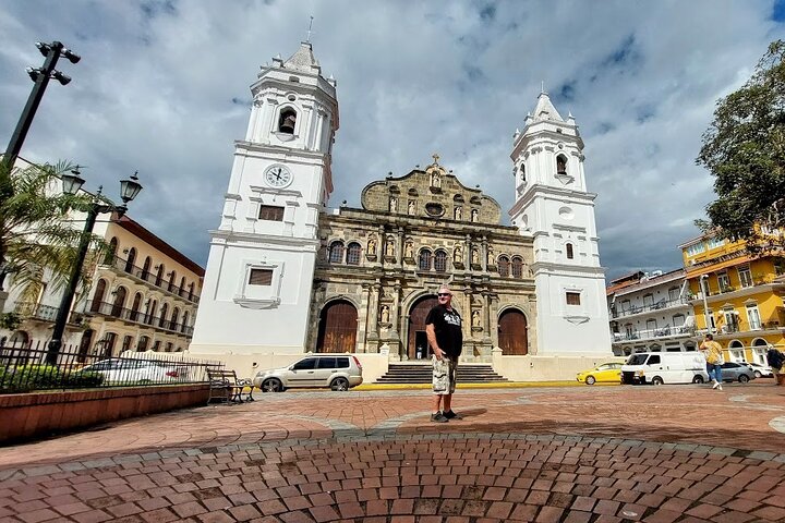 Private and Personalized Half Day Panama Canal and City Tour - Image 4