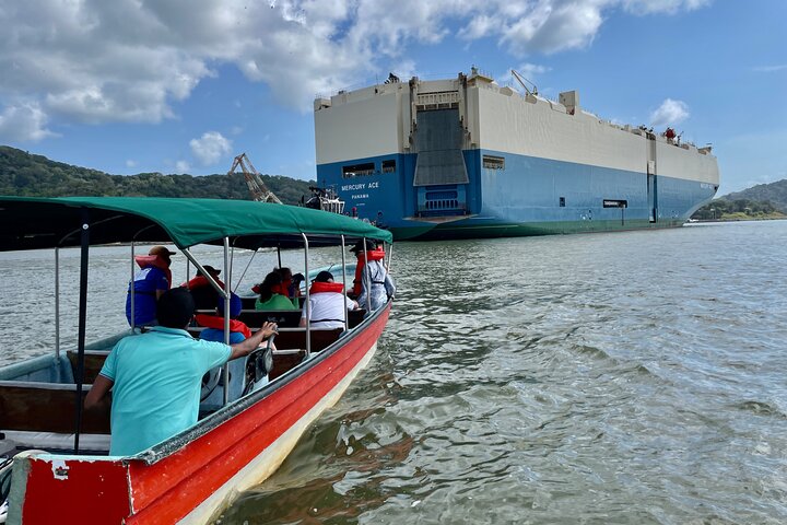 Private & Fun Panama Canal... 3 different perspectives - Image 3