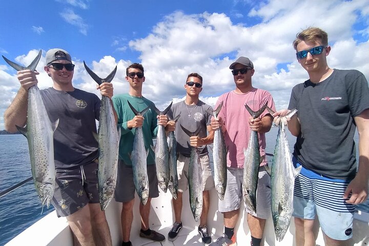 Private Half-Day Fishing Experience in Panama Bay - Image 1