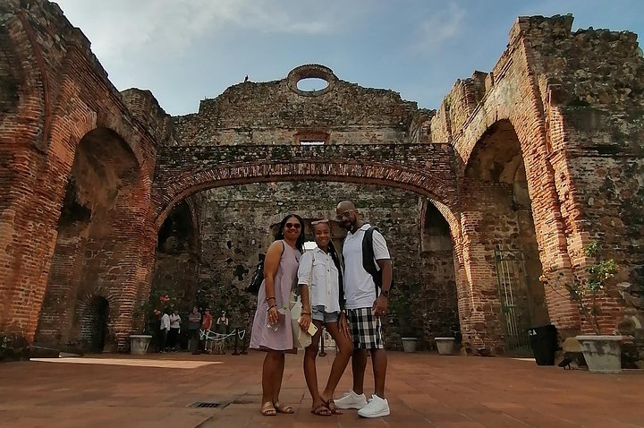 Private Panama City and Canal Tour Like No Other - Image 3