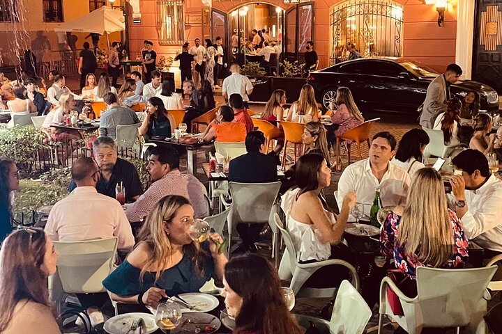 Private Panama Night Life in a Convertible: Casinos & Bar Hopping - Image 4