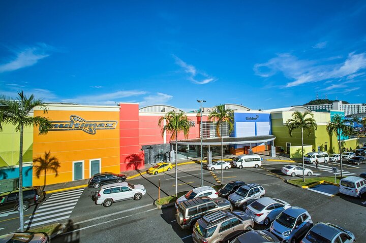 Private Shopping Experience in Panama City - Image 2