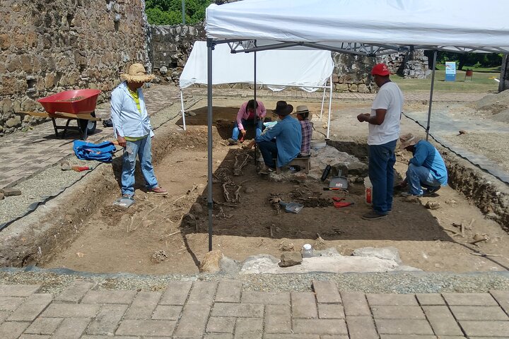 Private tour: Culture and History of Panama City - Image 4