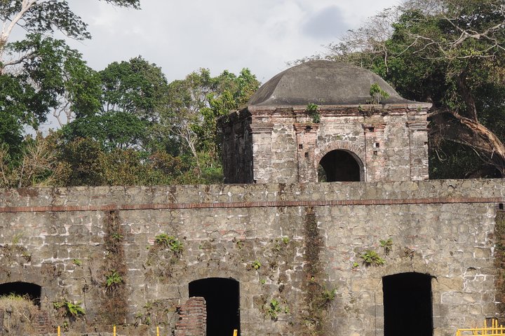 Tour Fuerte San Lorenzo Colón - Image 3