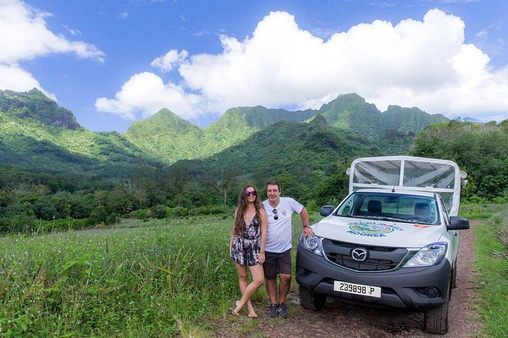 Private Tour Moorea 4WD - Belvedere Pineapple Farm, Magic Mount. - Image 2