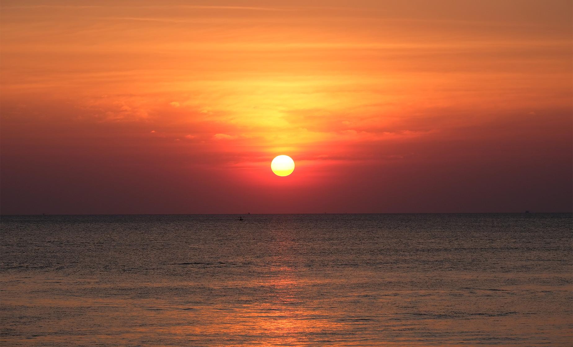 Tahitian Sunset Cruise - Image 1