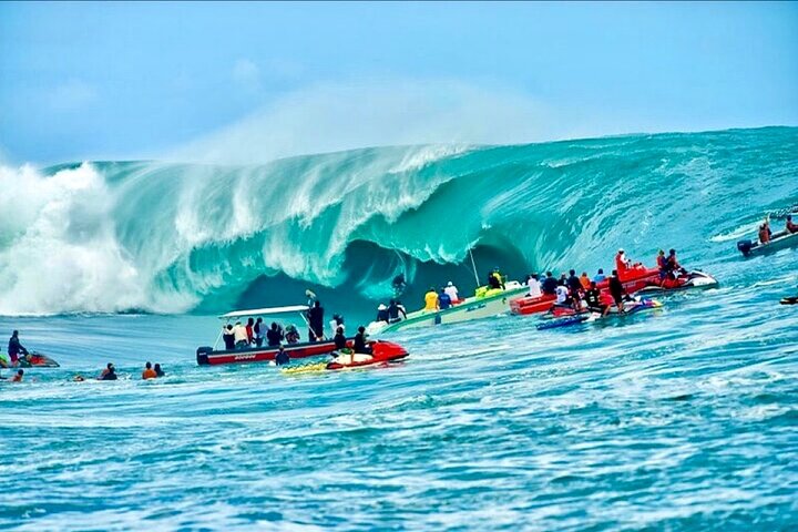 Tour of the island and Peninsula WITH Paragliding and Taxi Boat (Teahupoo) - Image 4