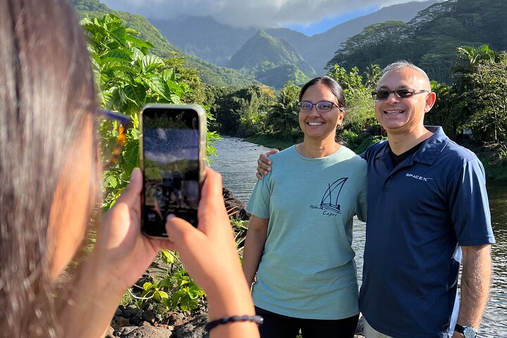 Unique Tahiti Tour - private, personalised, small group, east coast tour - Image 3