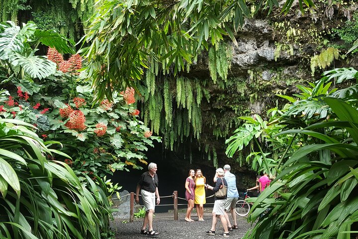 Unique Tahiti Tour - private, personalised, small group, west coast tour - Image 4