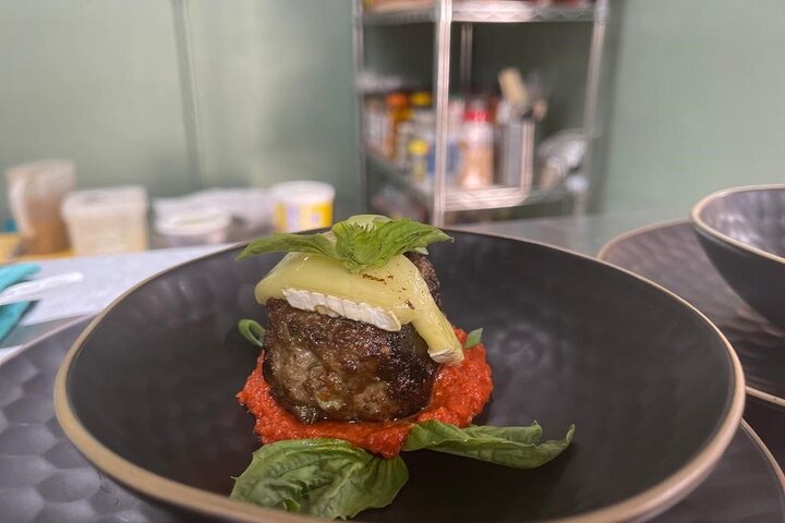 4 Hours Wine and Culinary Tasting Tour in St Martin with Lunch - Image 3
