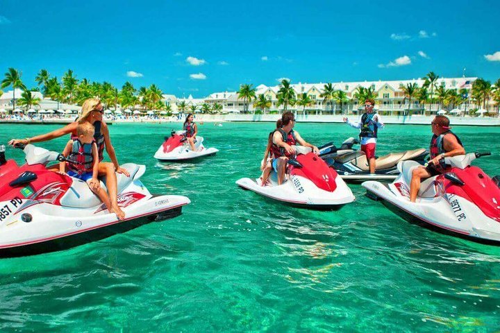 JetSki and Beach - Image 4