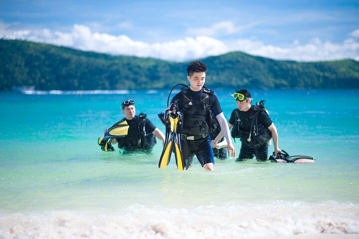 Enjoy Half Day Activities at Phuket Coral Island by Speedboat - Image 4