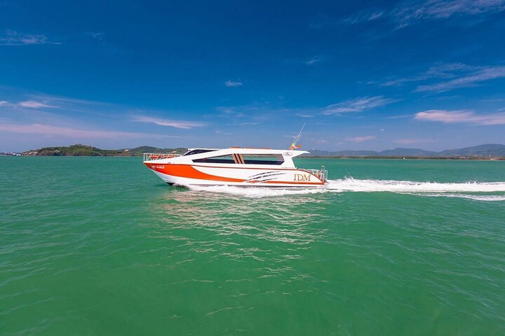 Luxury Speed Catamaran Cruise to Maya Bay and Khai Island - Image 4