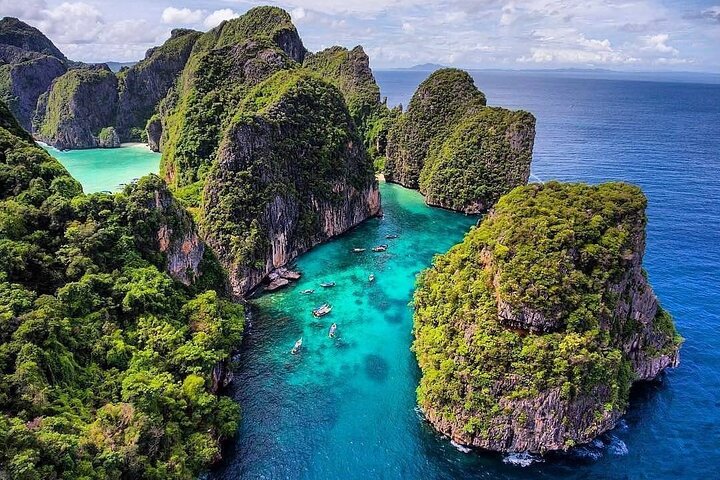 Phi Phi & Khai Islands Snorkeling Trip w/ Lunch and Fins by Speedboat  - Image 5