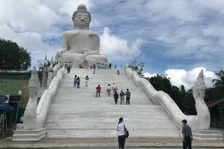 Phuket Private Customized Car or Van Sightseeing Discovery City Tour with Driver - Image 1