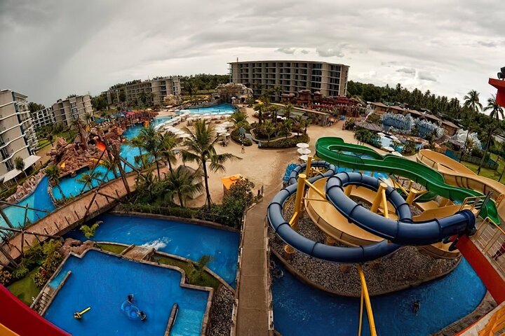 Phuket Private Customized Car or Van Sightseeing Discovery City Tour with Driver - Image 5