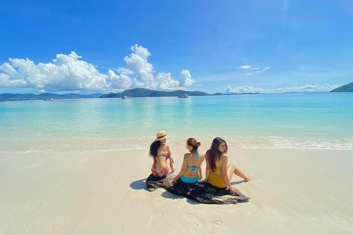 Phuket: Racha Yai & Koh Hey Catamaran Tour - Image 4