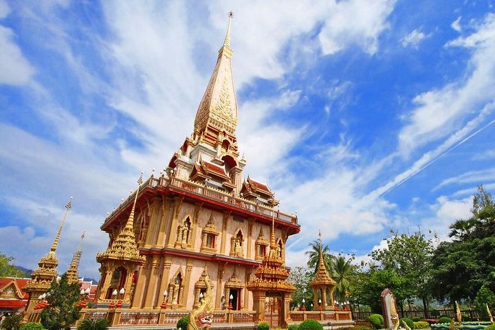 Phuket Real City Tour with Rum Cocktail Distillery - Image 3