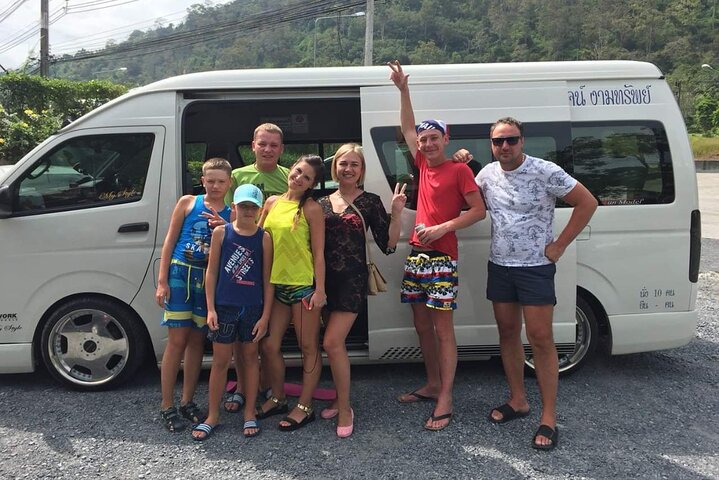 Private City Tour around Phuket - Image 1