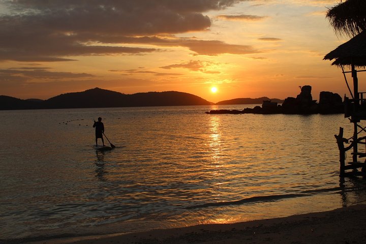 Private Phi Phi Islands Sunrise Tour Speedboat Charter - Image 1