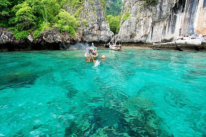 Private Speed Boat Phi Phi Islands Fully Customized Tour - Image 3